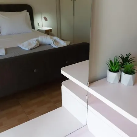 κidonias * خانيا