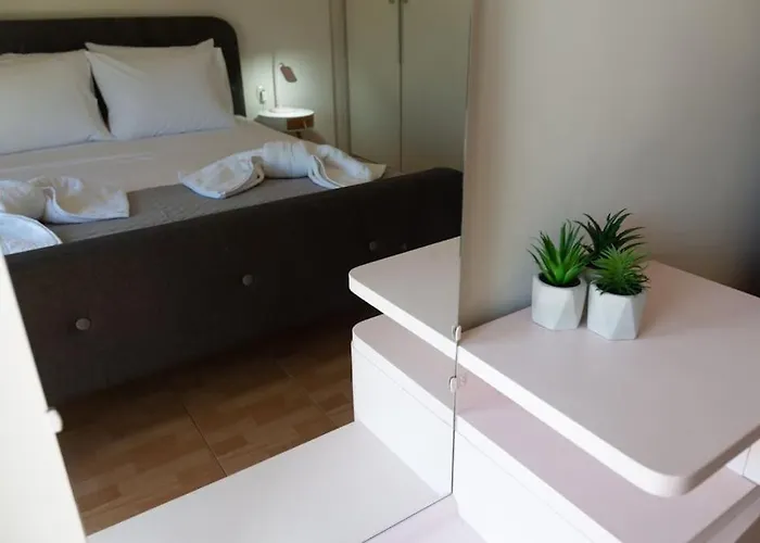 κidonias * ハニア